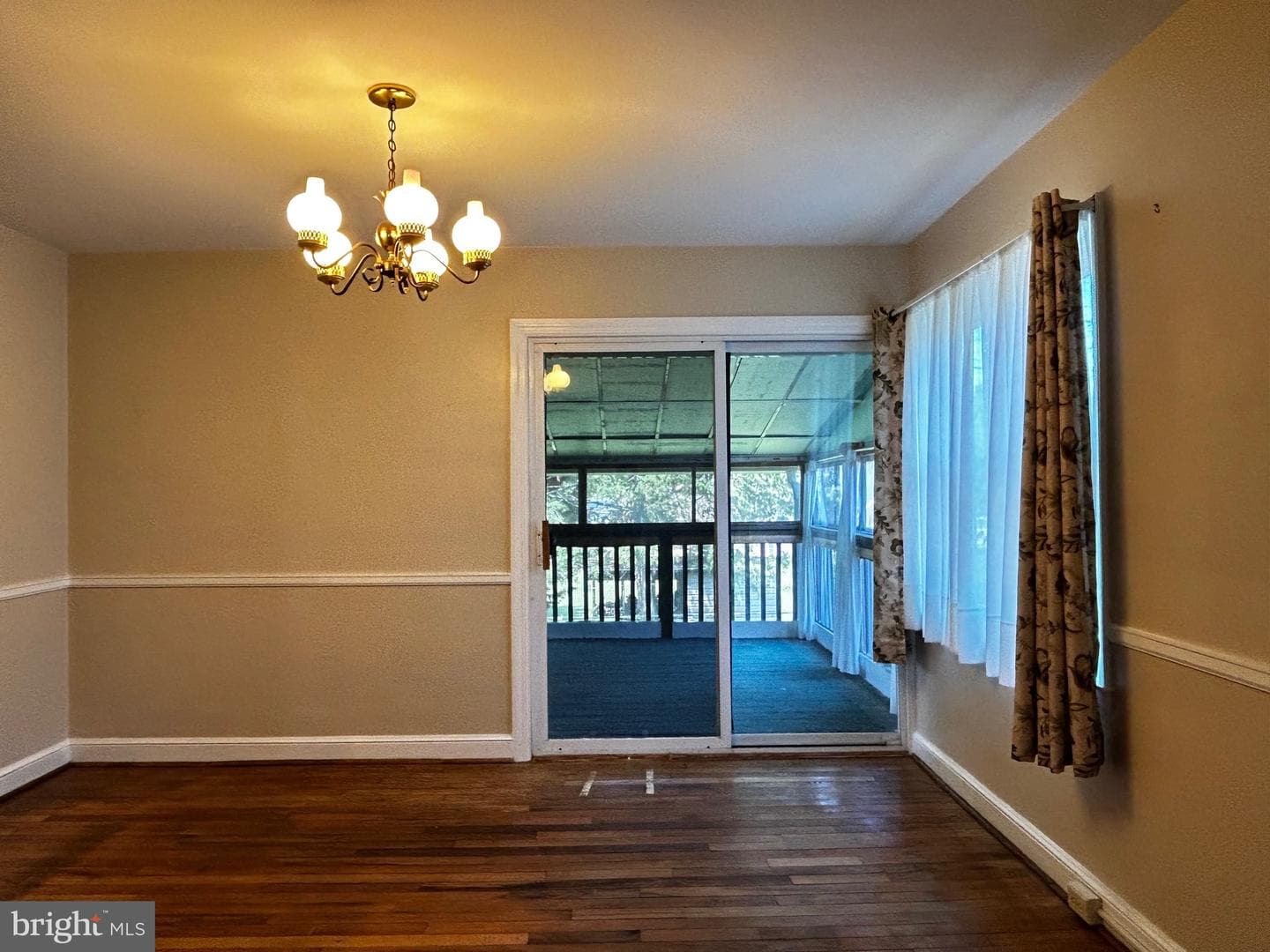 2507 Park Street photo 17