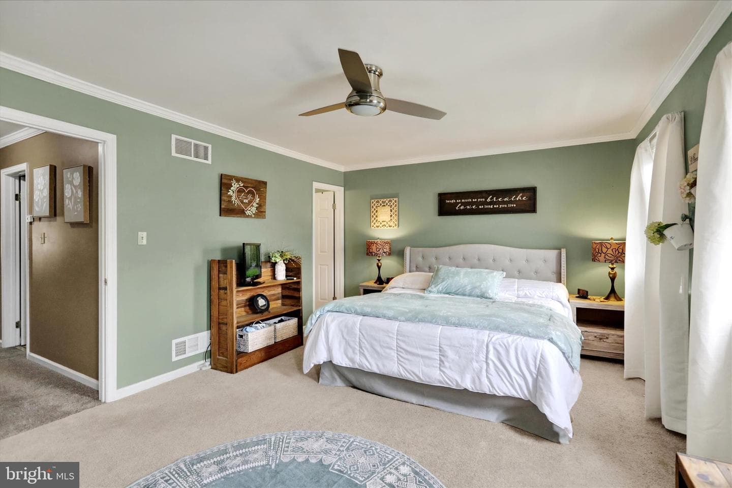 59 Winchester Court photo 15