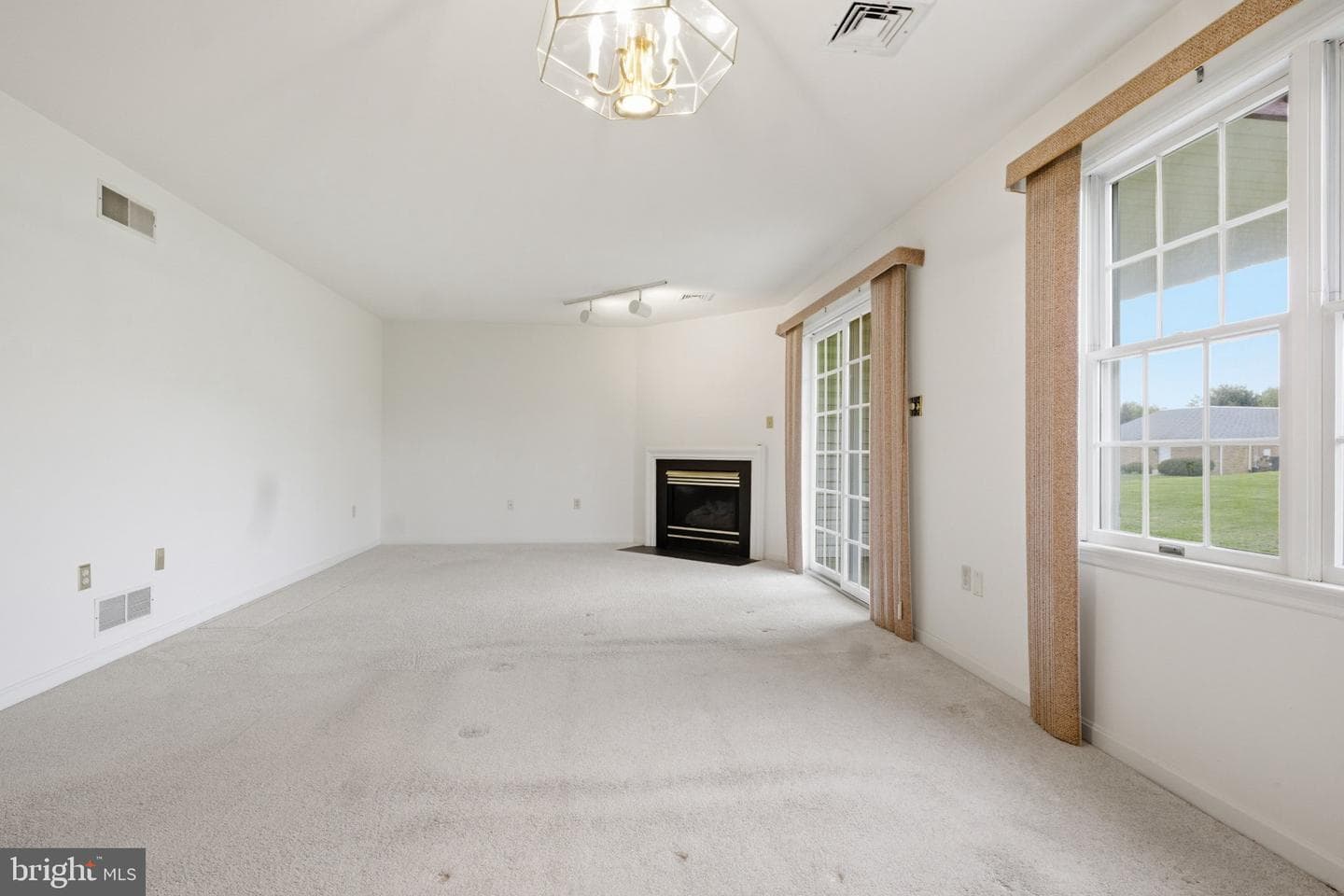 3257-C Garfield Avenue photo 7