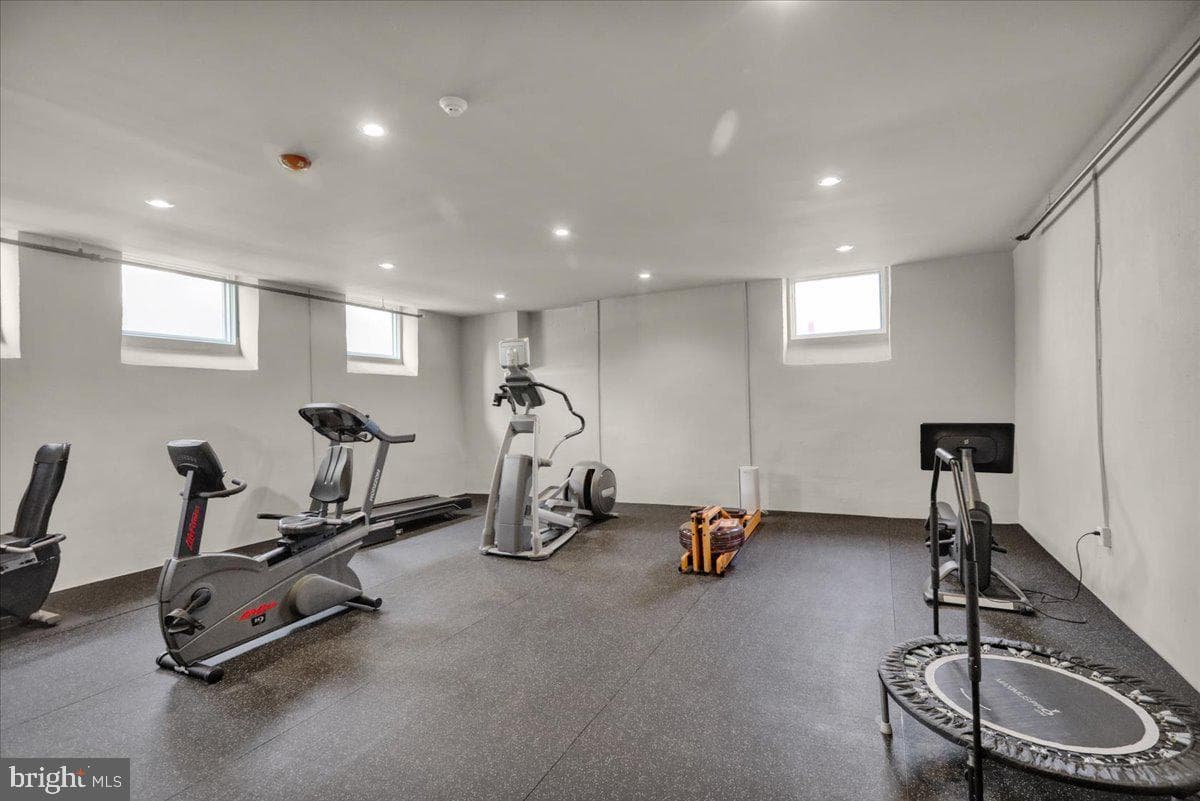 1100 Belmont Avenue #2 West photo 26