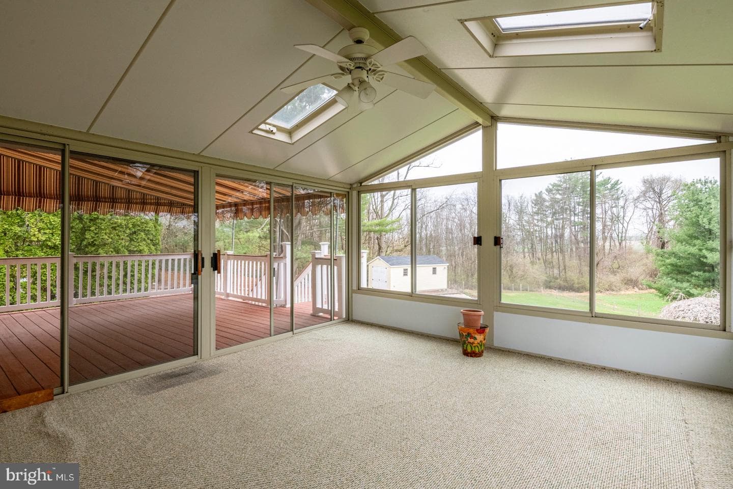 76 Hope Circle photo 15