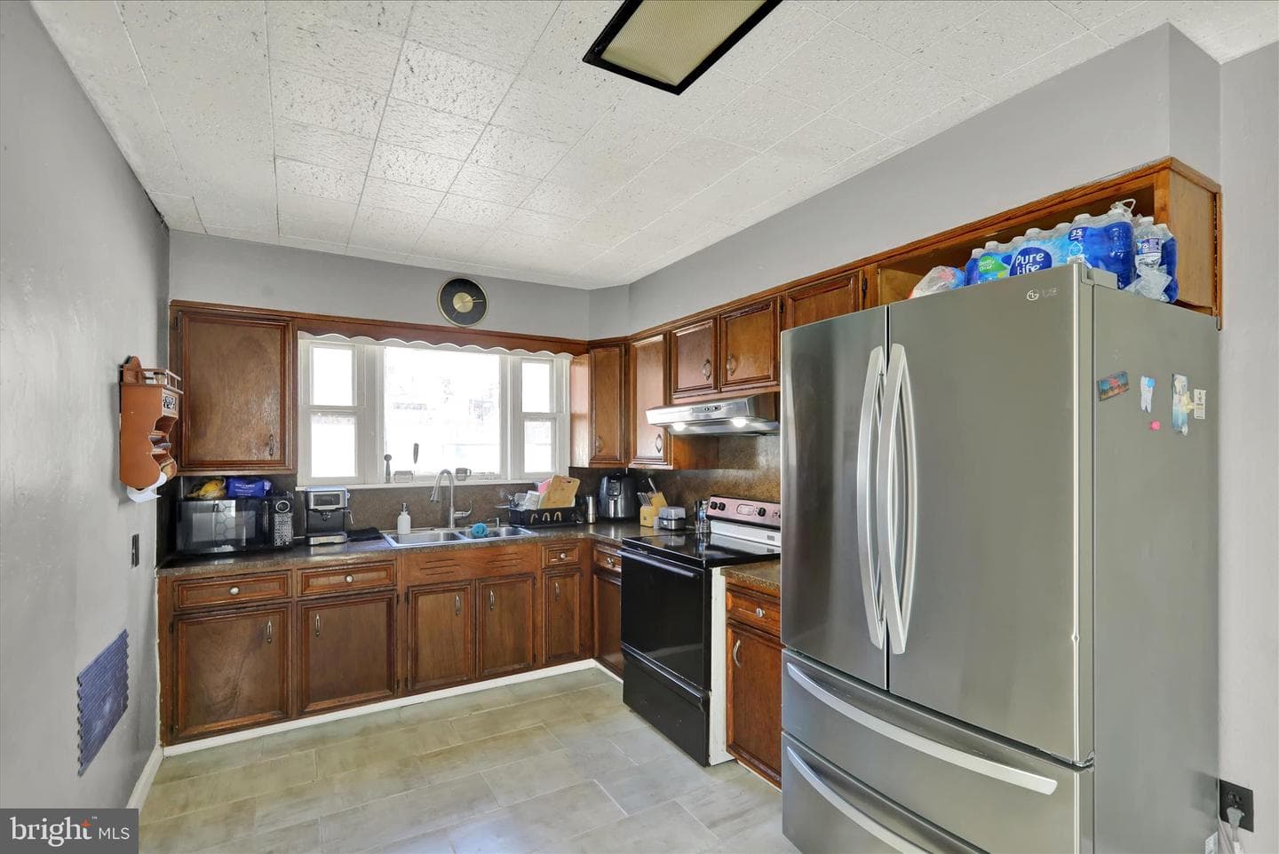 209 Franklin Street photo 14