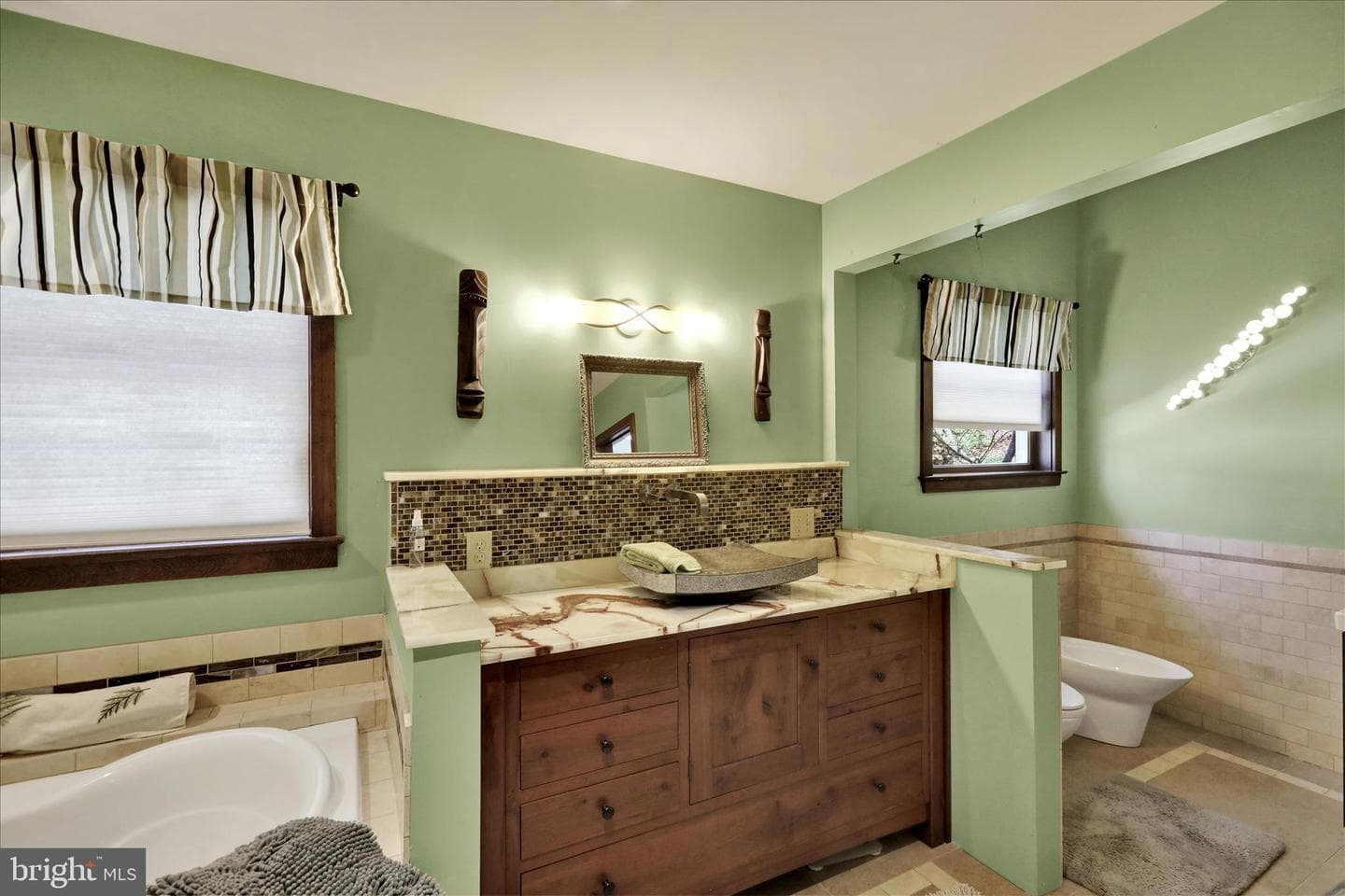 211 Orchard Road photo 33