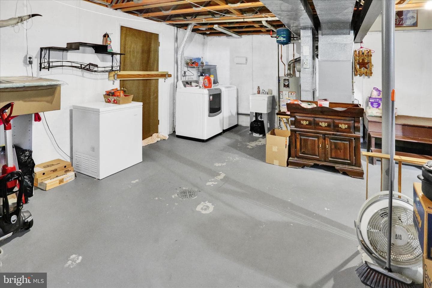 504 E Linden Street photo 12