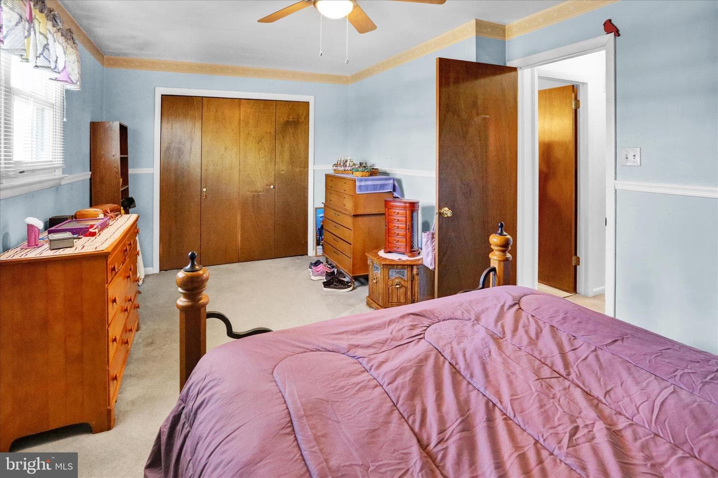 504 E Linden Street photo 18