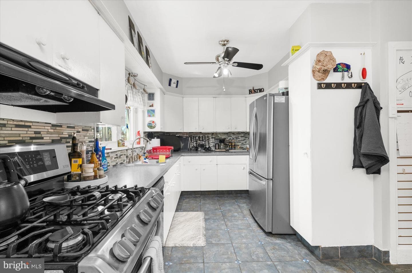127 N Reading Avenue photo 13