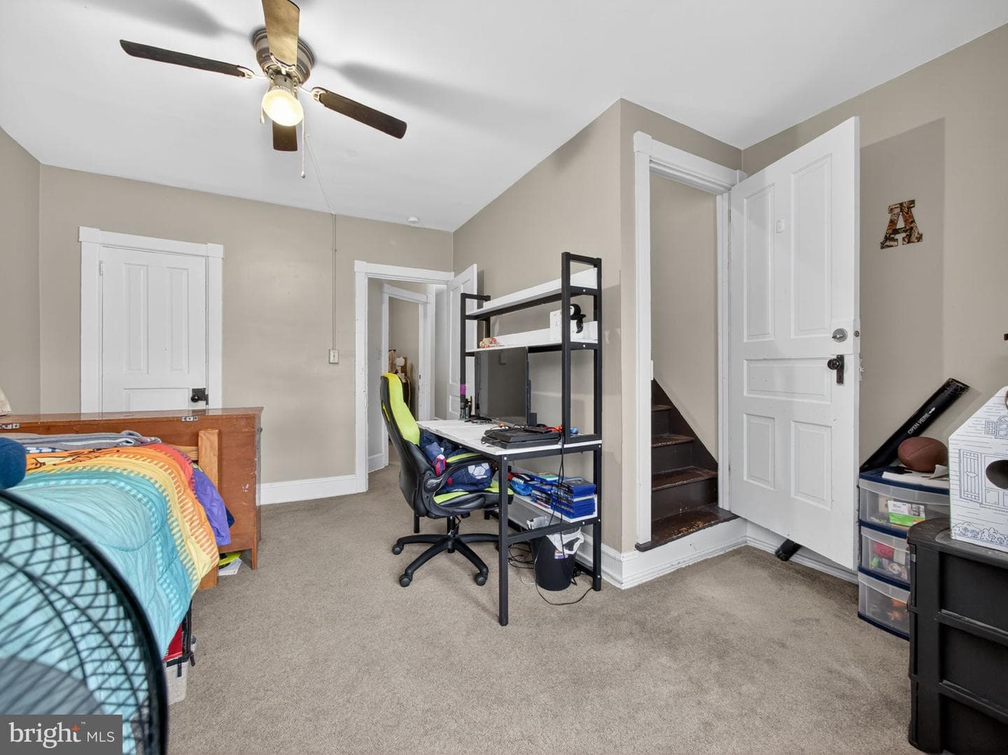 447 W Walnut Street photo 28