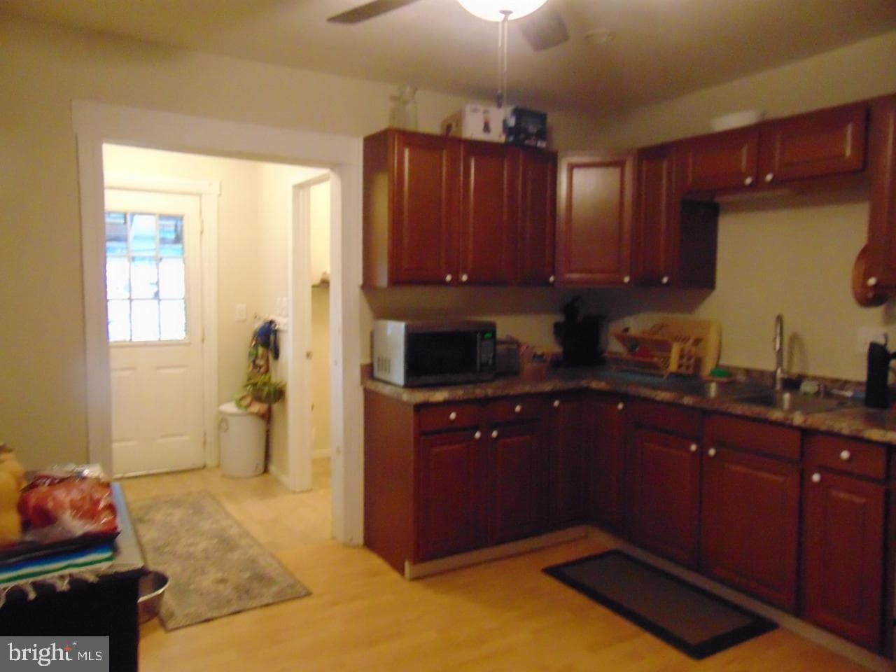21 W Smith Street photo 19