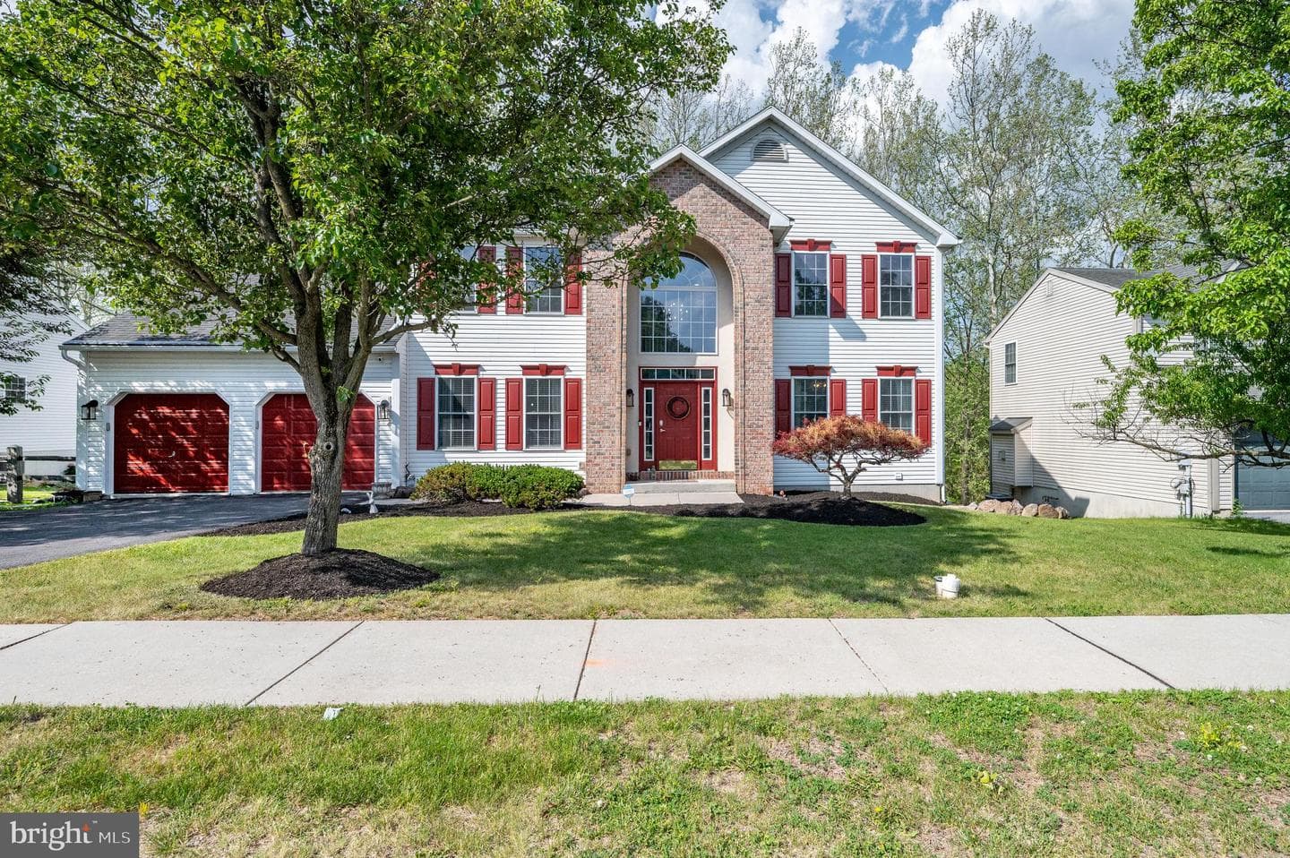 23 Nancy Cir photo 2