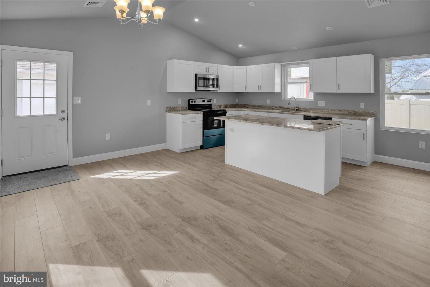 1006 Midway Avenue photo 16