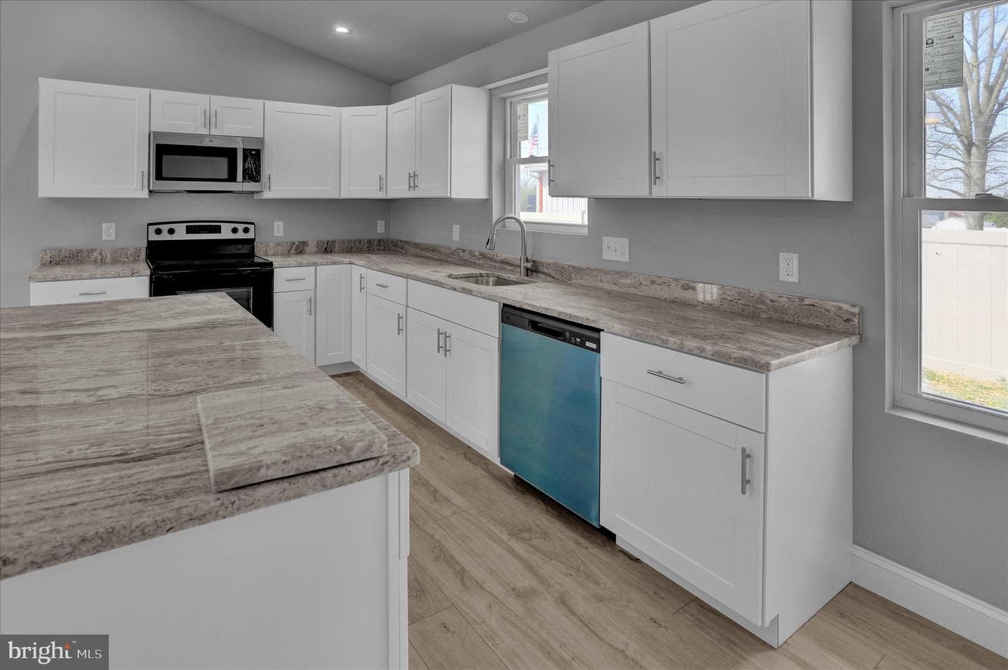 1006 Midway Avenue photo 18