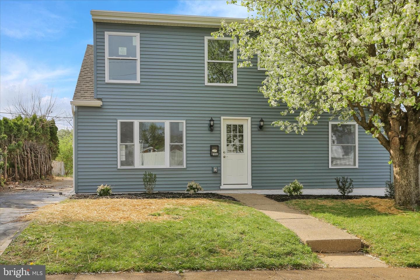 1006 Midway Avenue photo 5