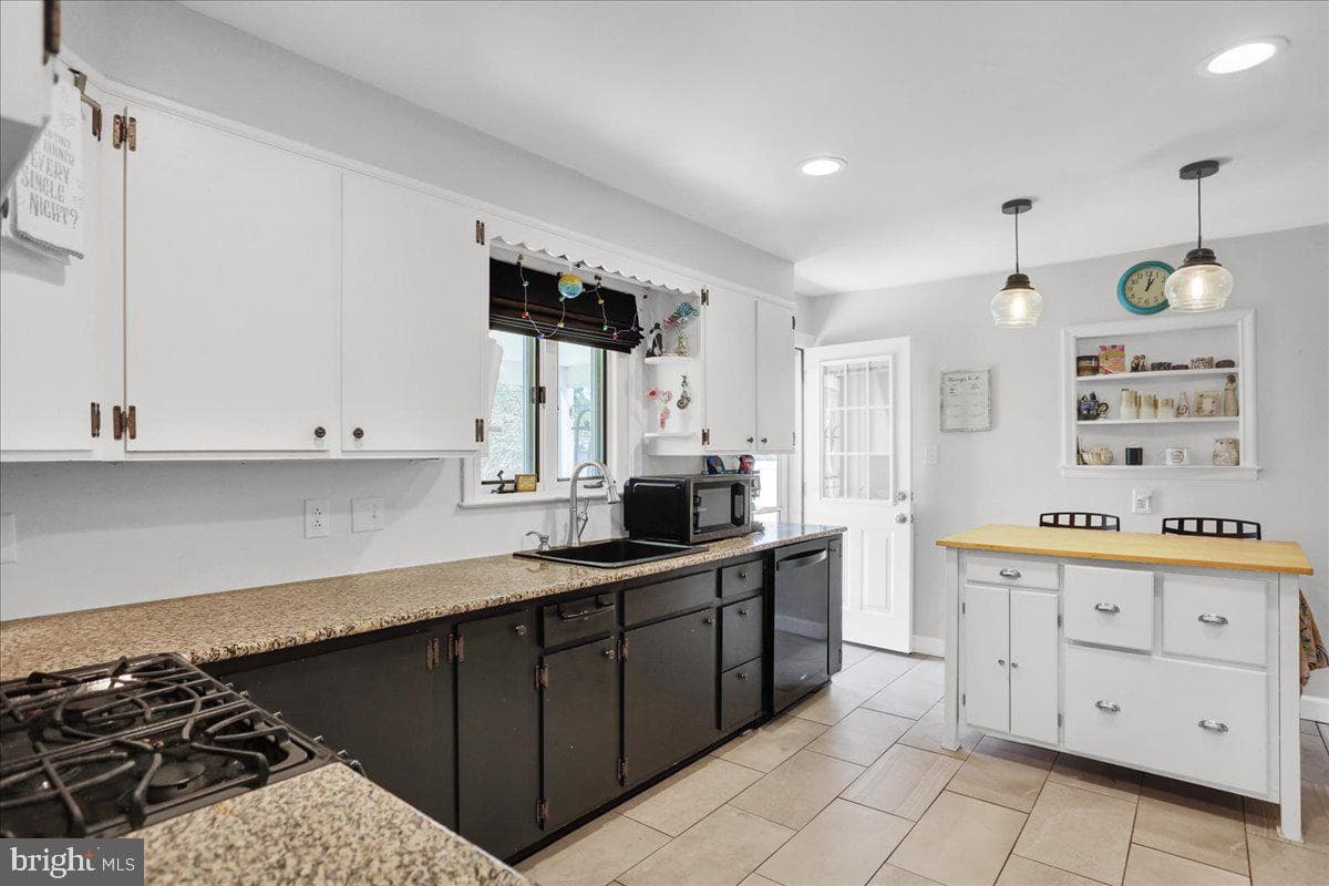 3812 Reiff Place photo 10
