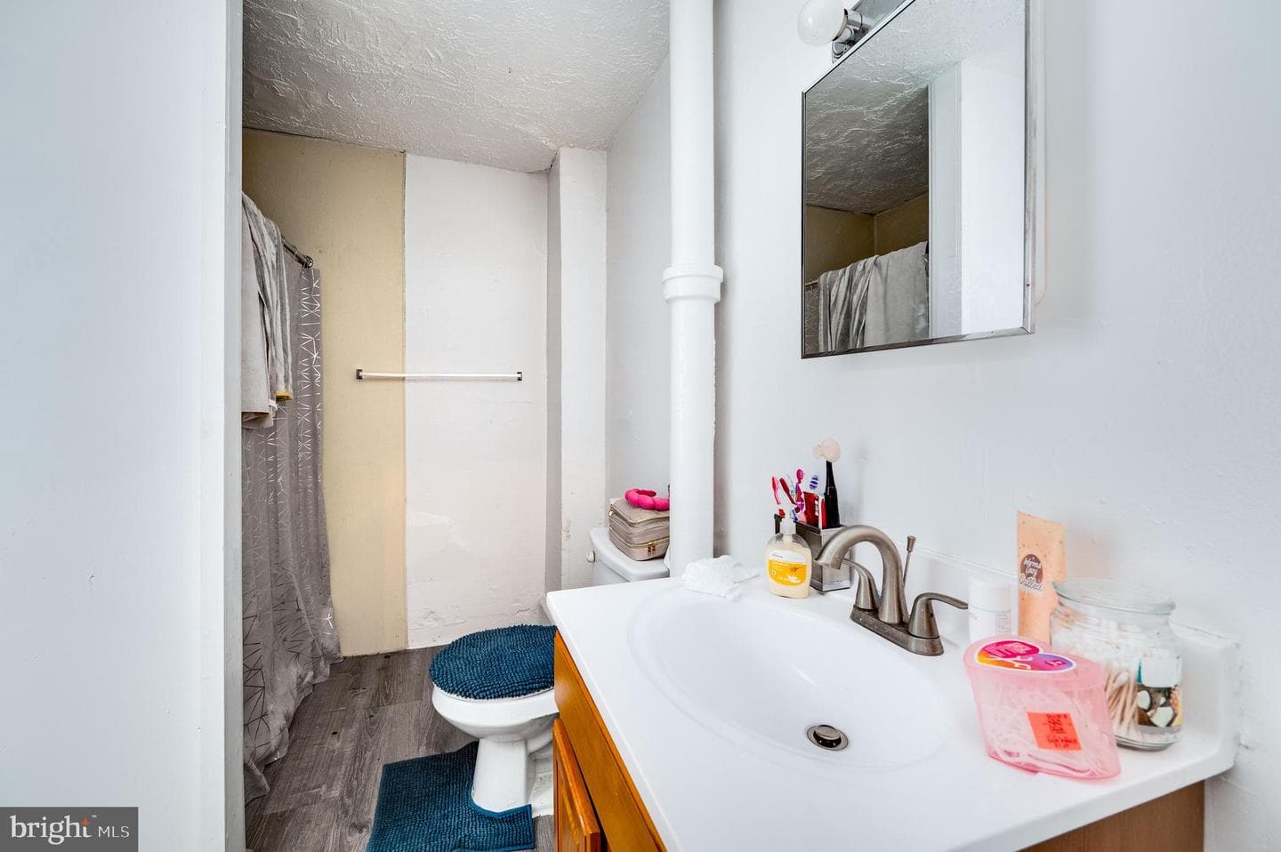 235 Hudson Street photo 18