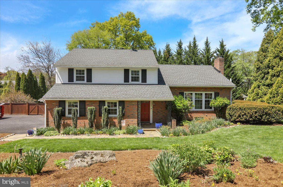 1605 Farr Road