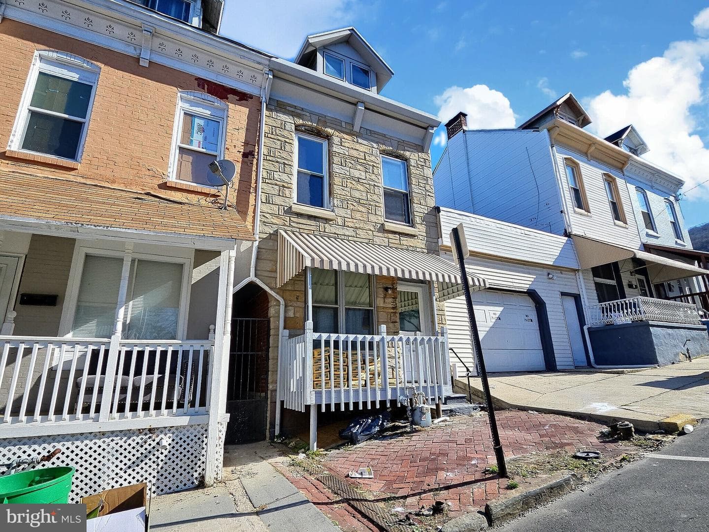 1249 Greenwich Street