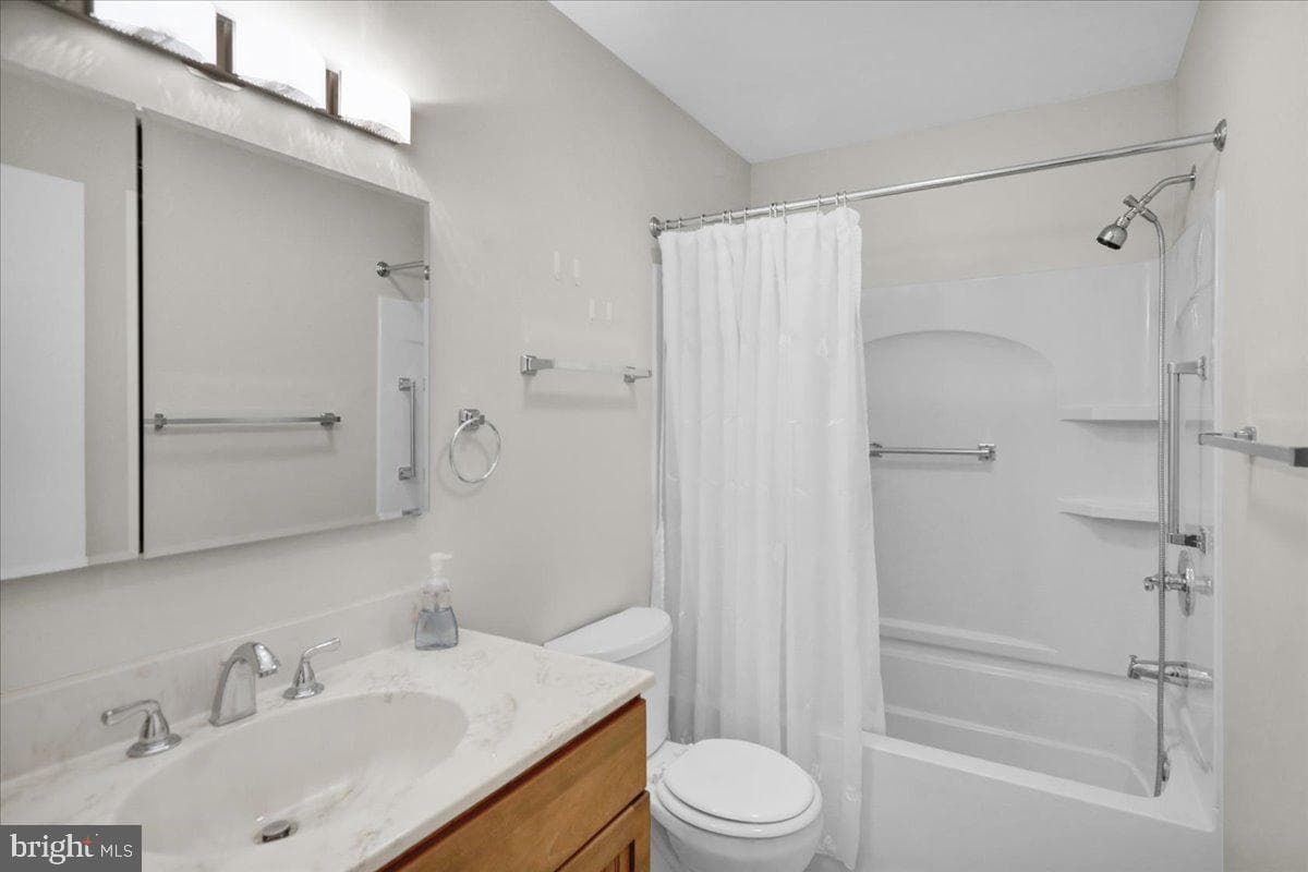 112 Brown Street photo 19