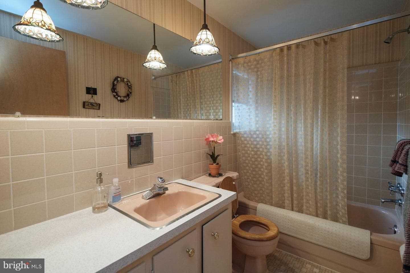 517 Berks Place photo 27