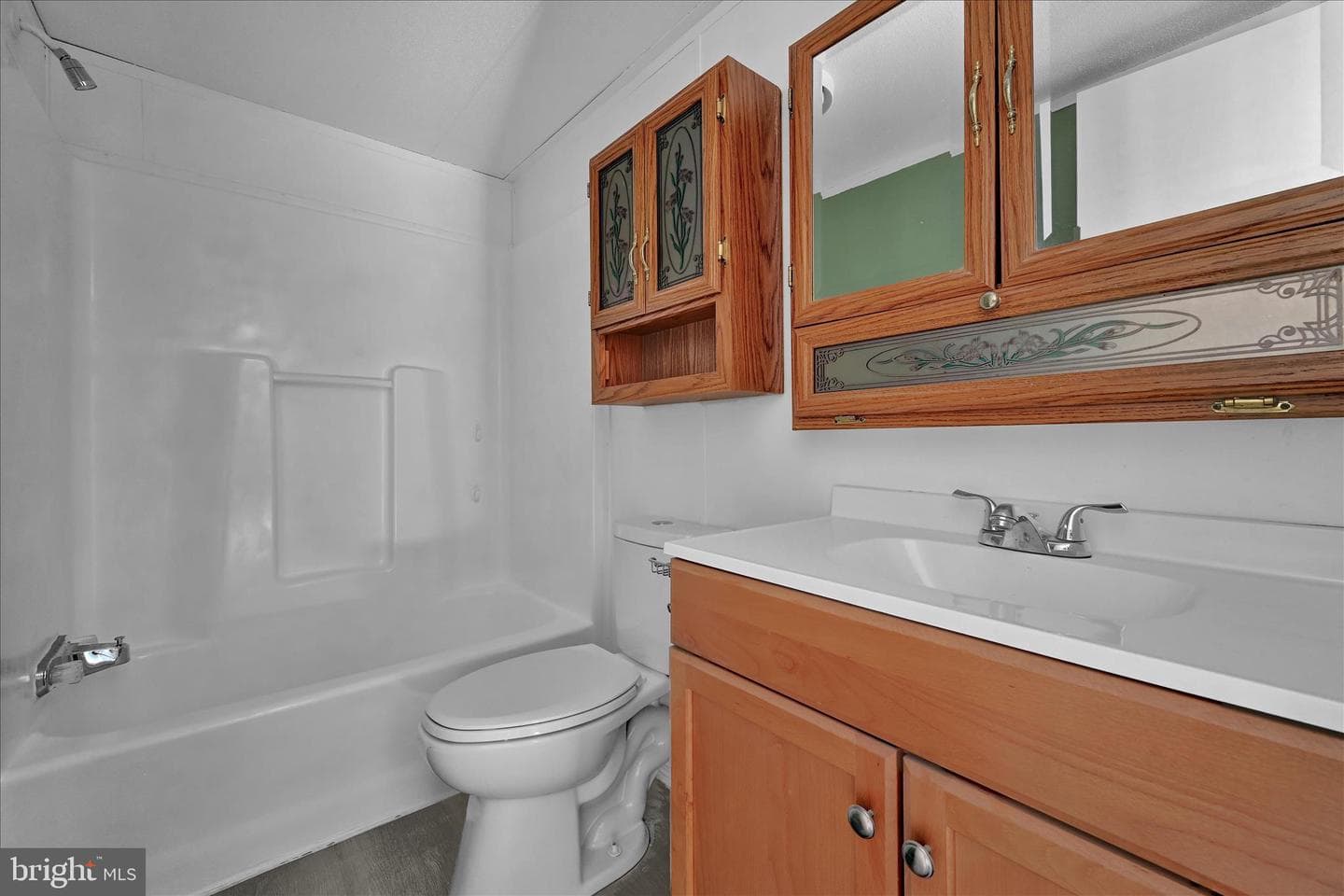 107 White Pine Avenue photo 24