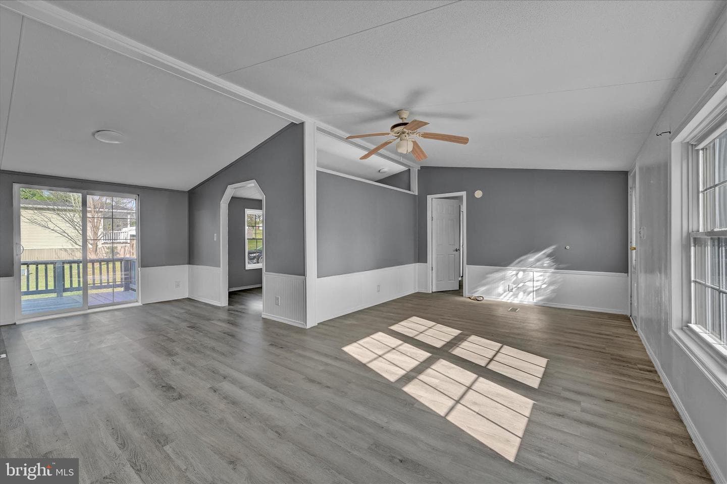 107 White Pine Avenue photo 8