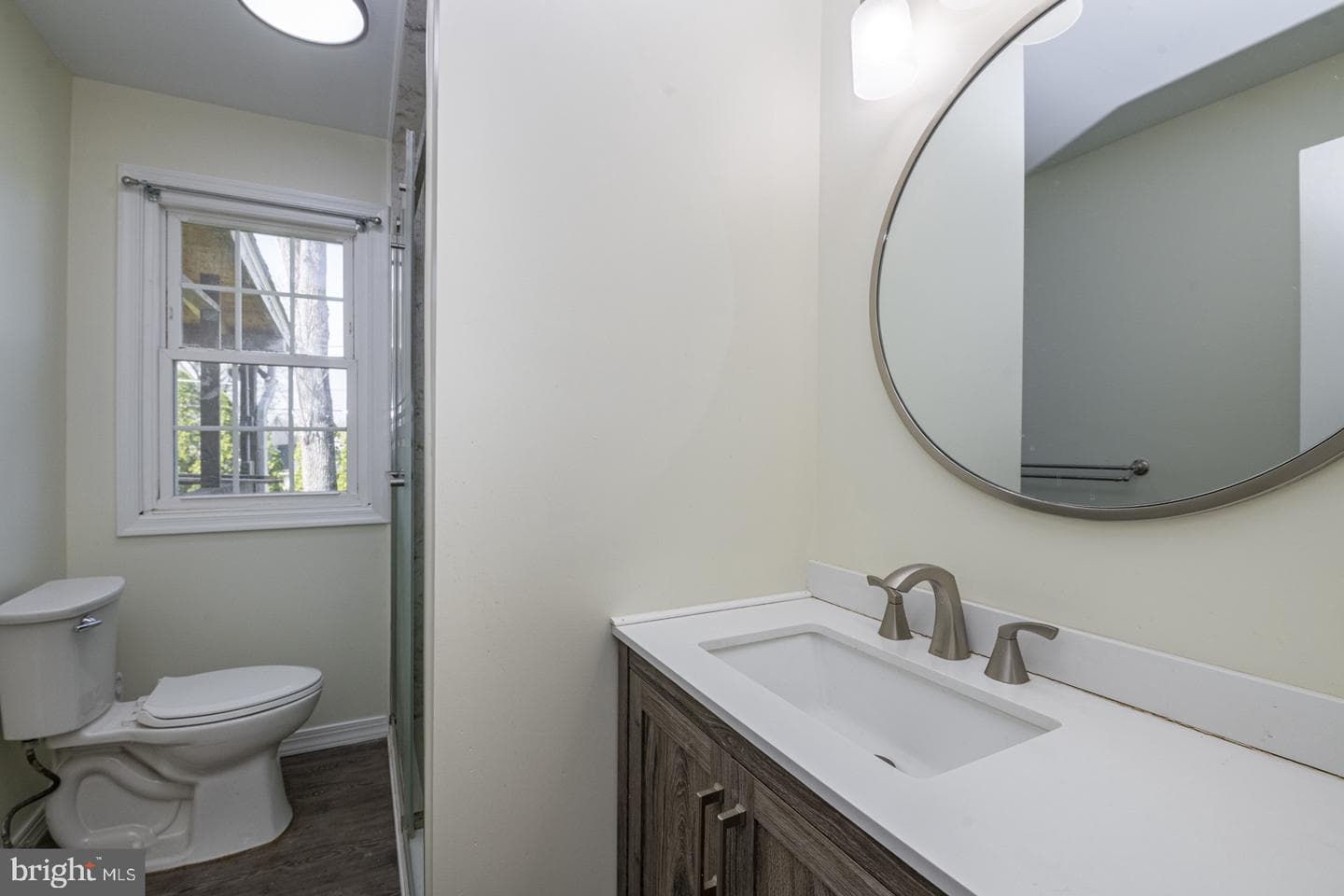 526 Silver Brook Drive photo 12