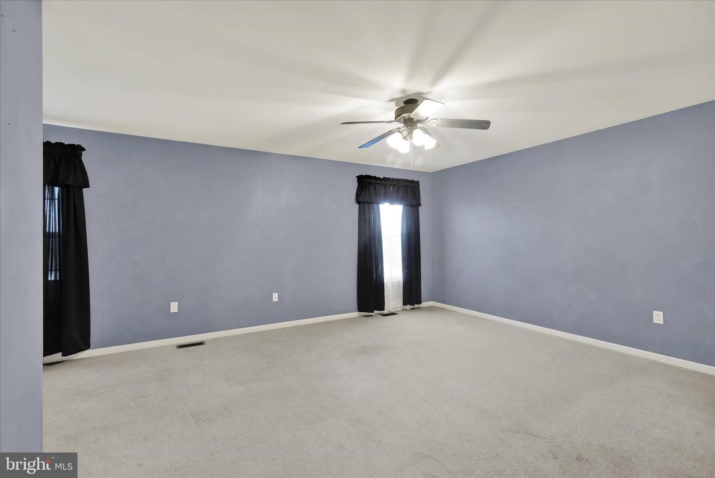 160 Eagleview Drive photo 27