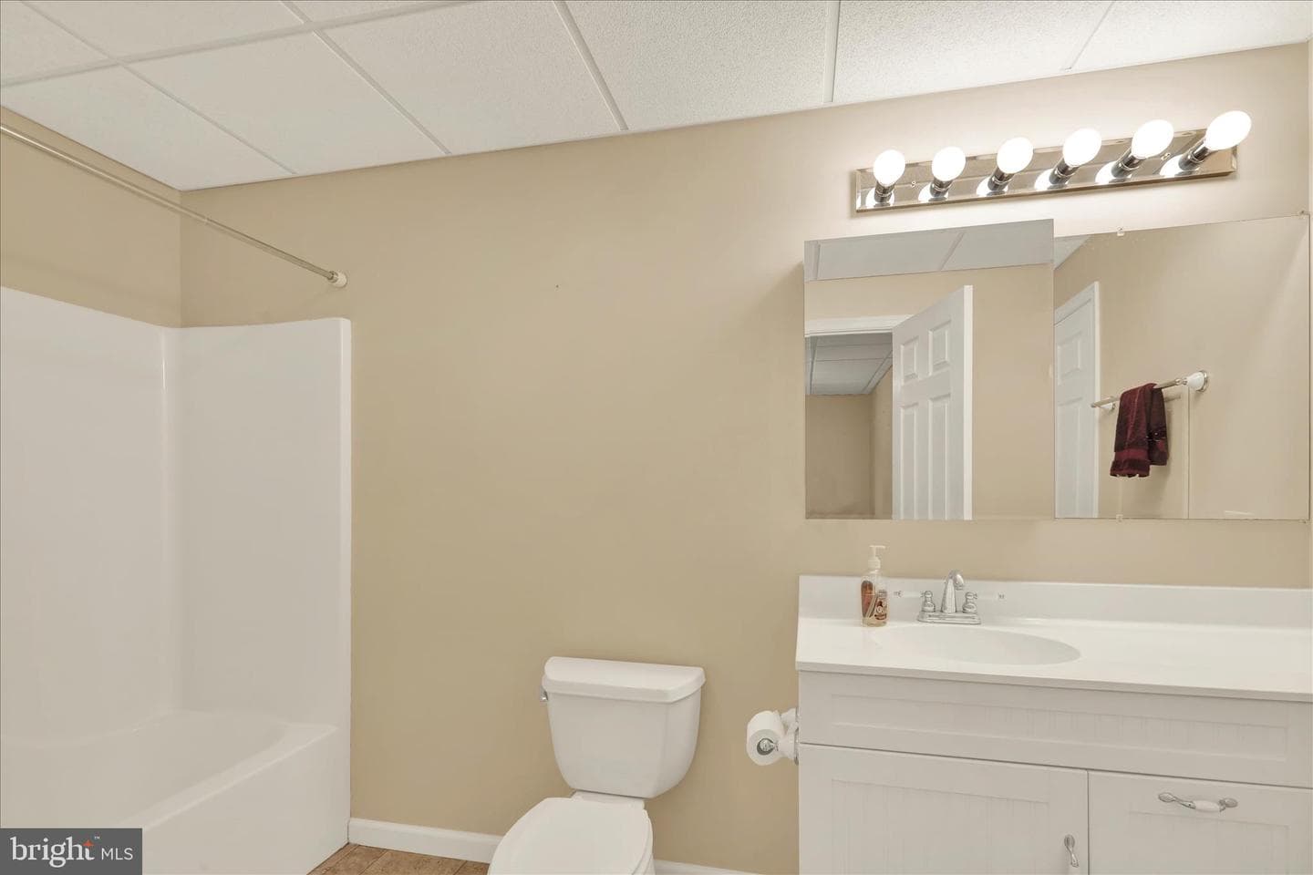 160 Eagleview Drive photo 41