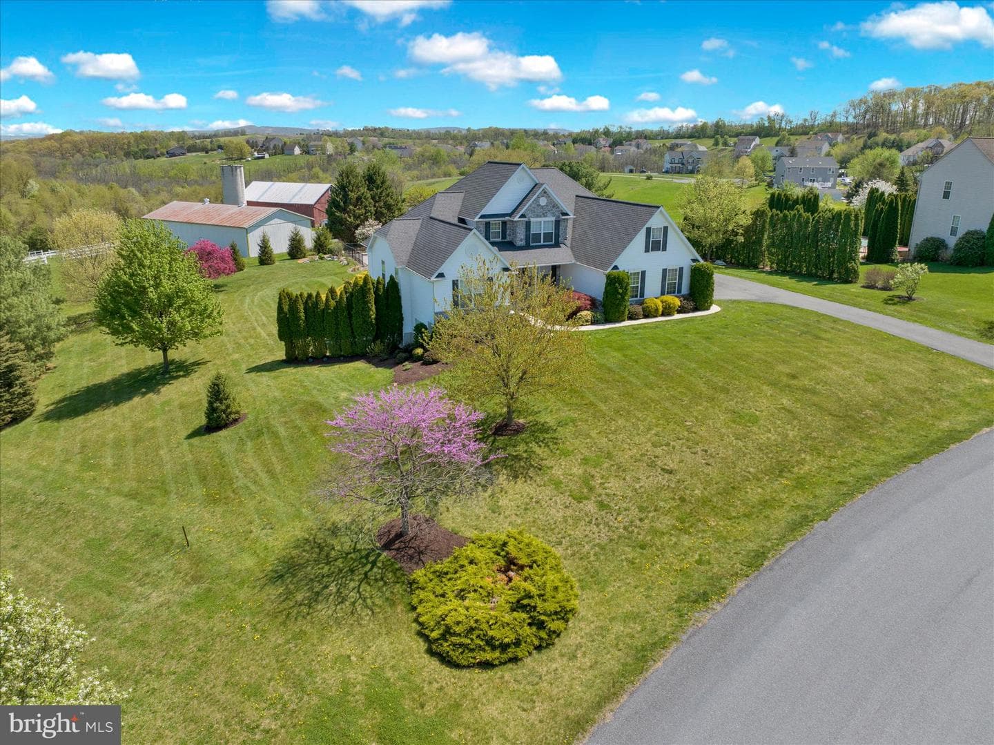 160 Eagleview Drive photo 57