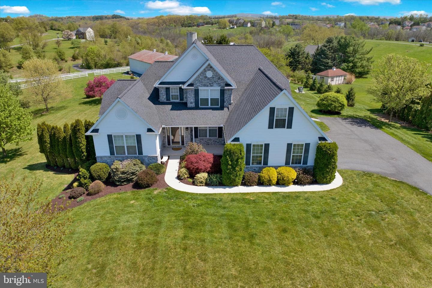 160 Eagleview Drive photo 70