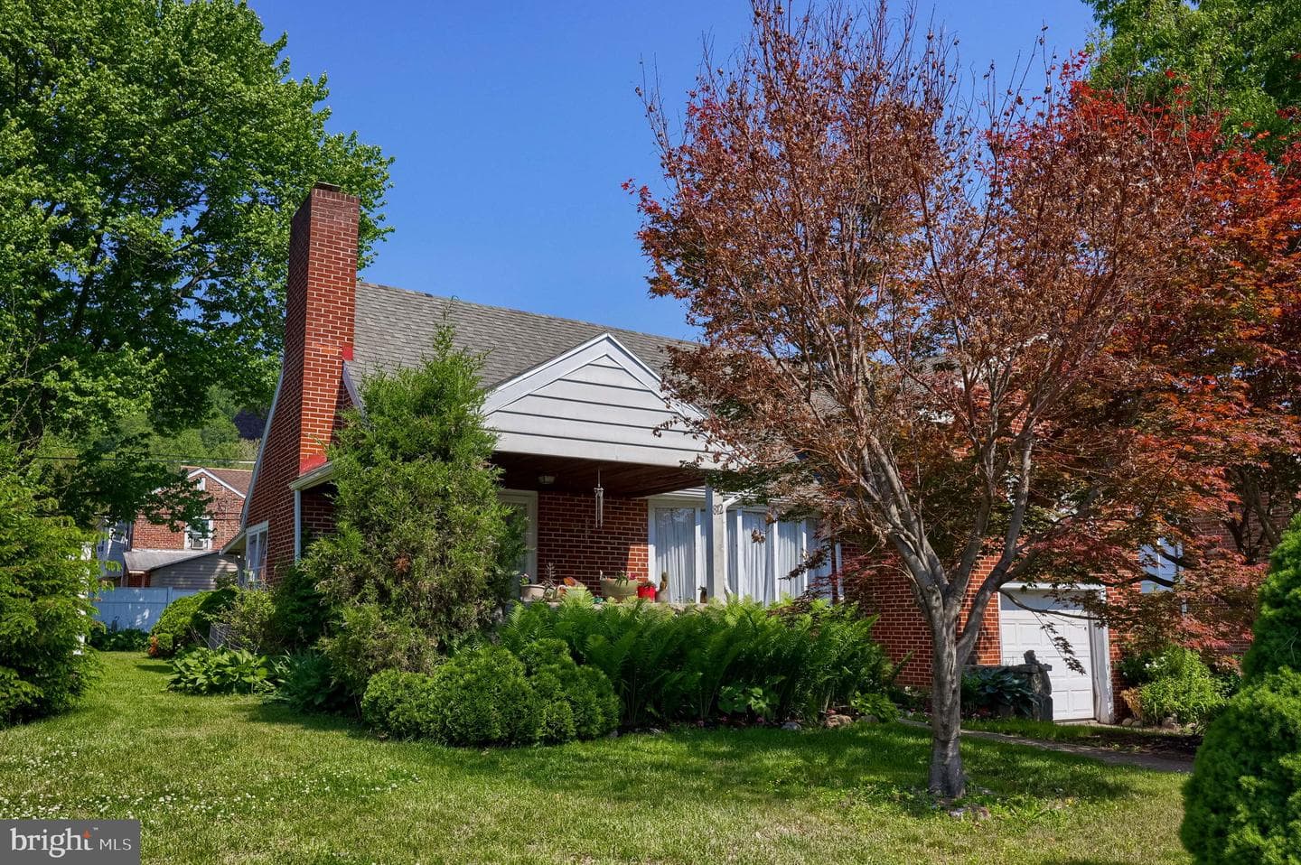 812 Brighton Avenue photo 3