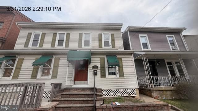 453 Main Street photo 1