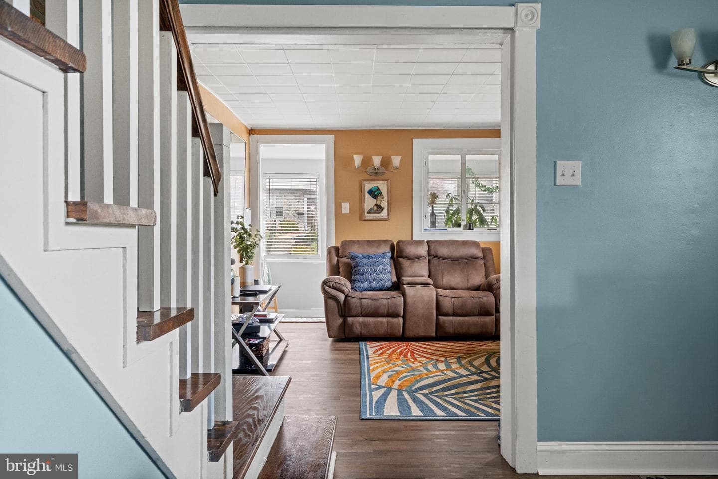 3146 Montrose Avenue photo 14