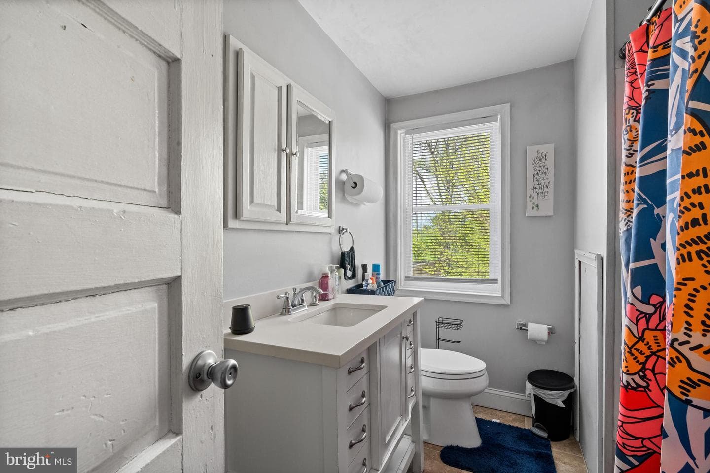3146 Montrose Avenue photo 31