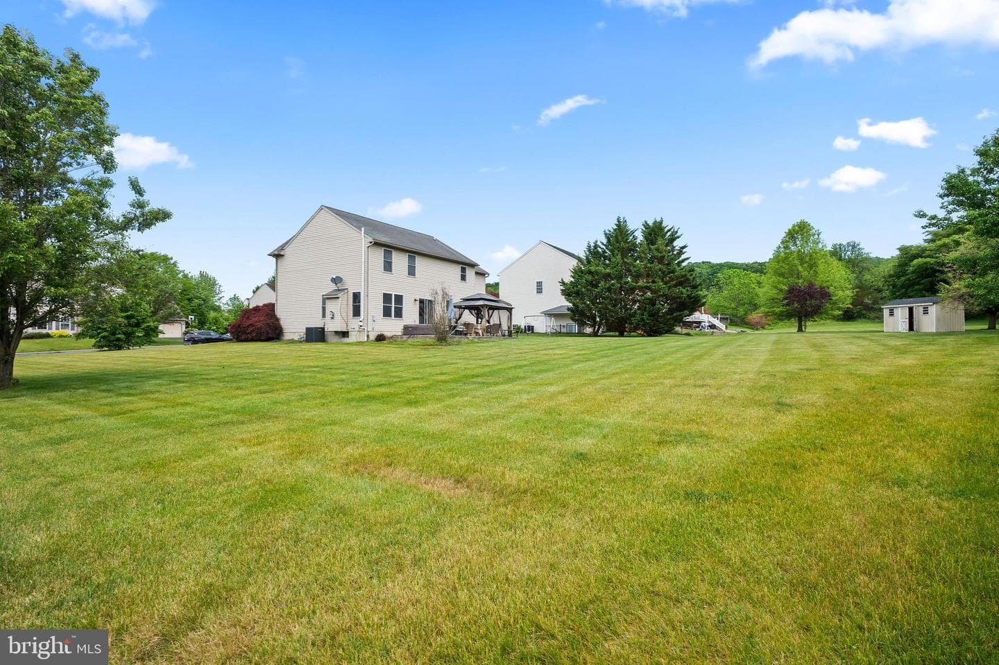 421 Harmony Lane photo 43