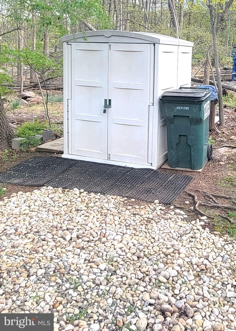 1313 Chestnut Hill Road photo 32