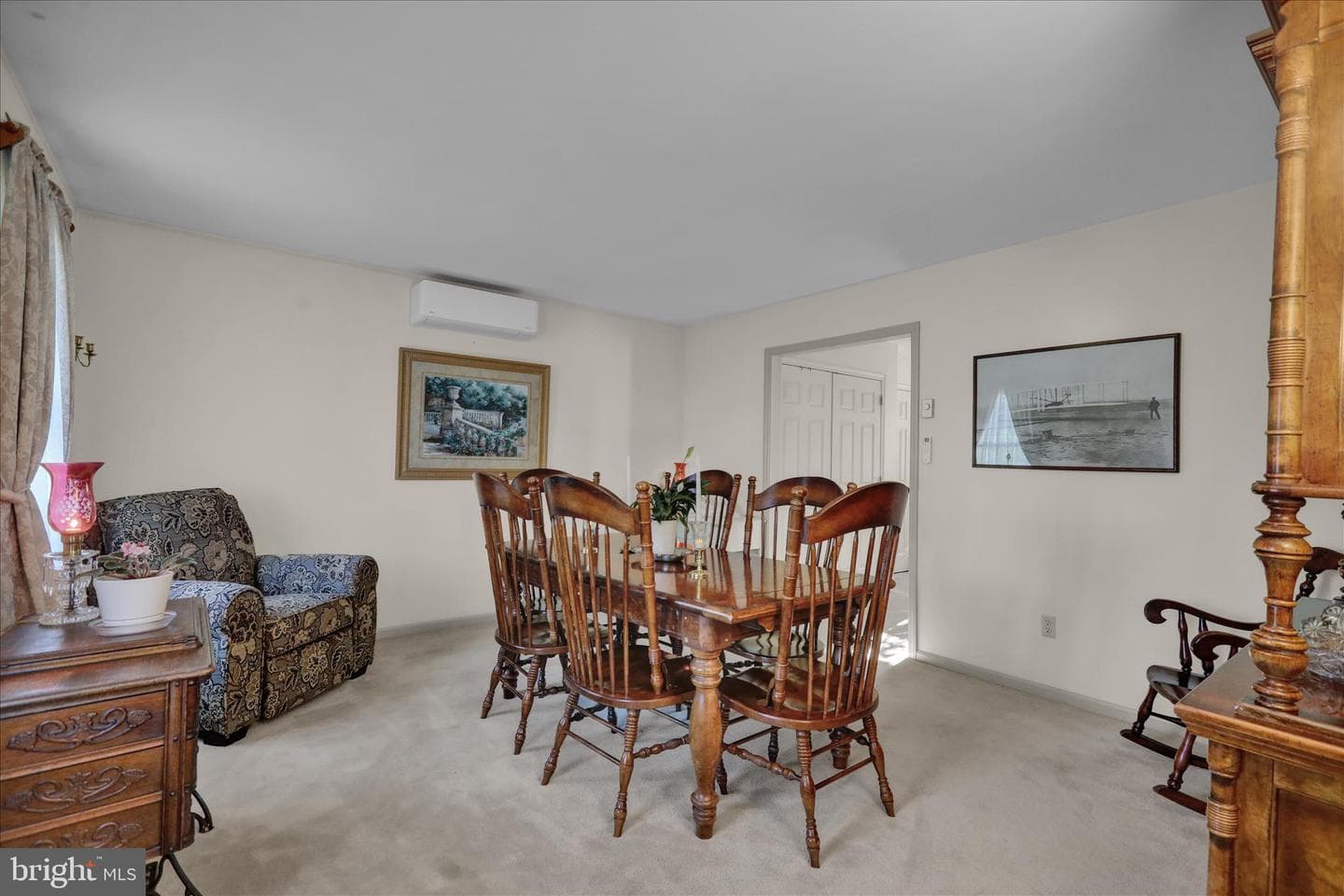 402 Columbus Street photo 16
