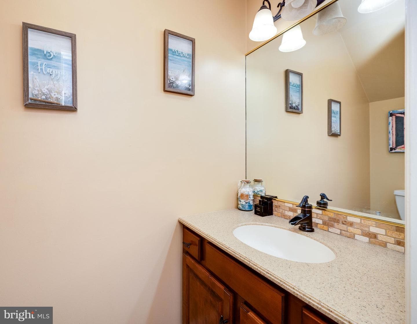 352 Saddlebrook Drive photo 12