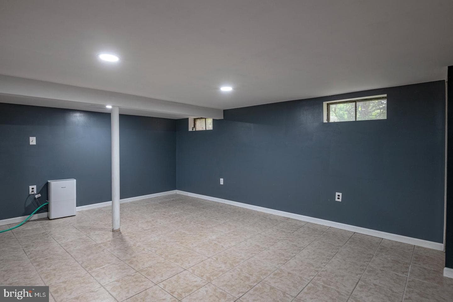 136 Bradley Avenue photo 20
