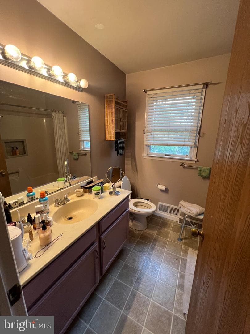 1776 Acorn Drive photo 16
