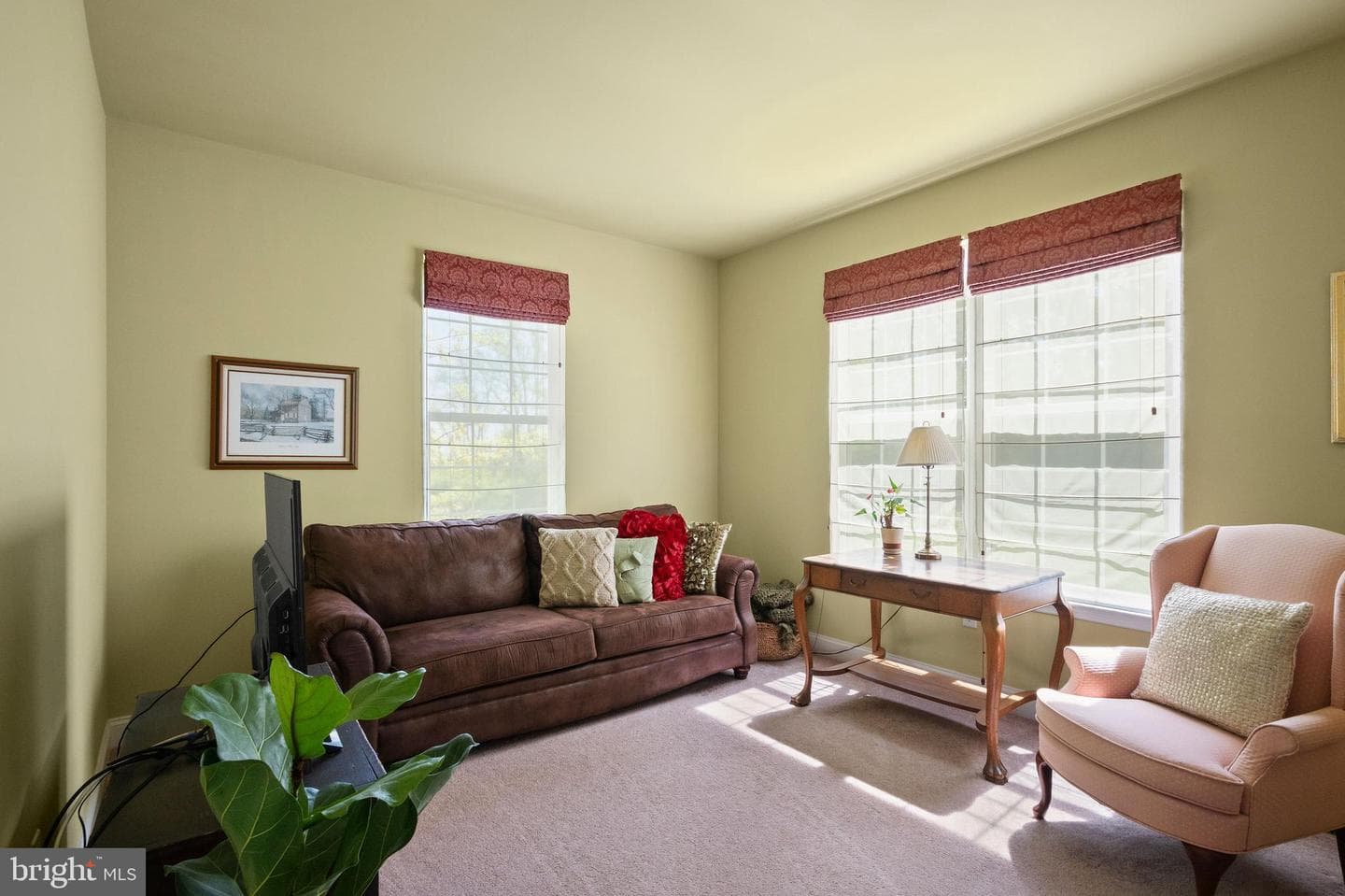 304 Herington Drive photo 32