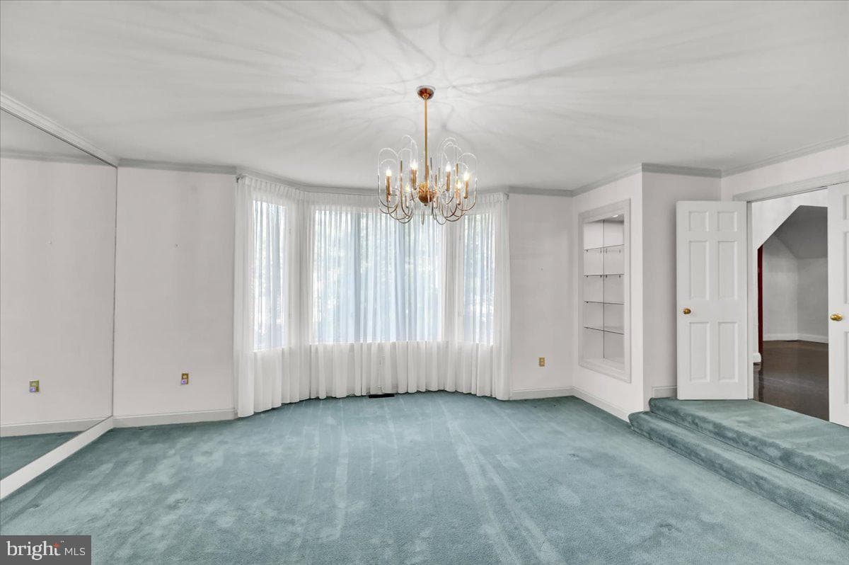 34 Hessian Boulevard photo 20