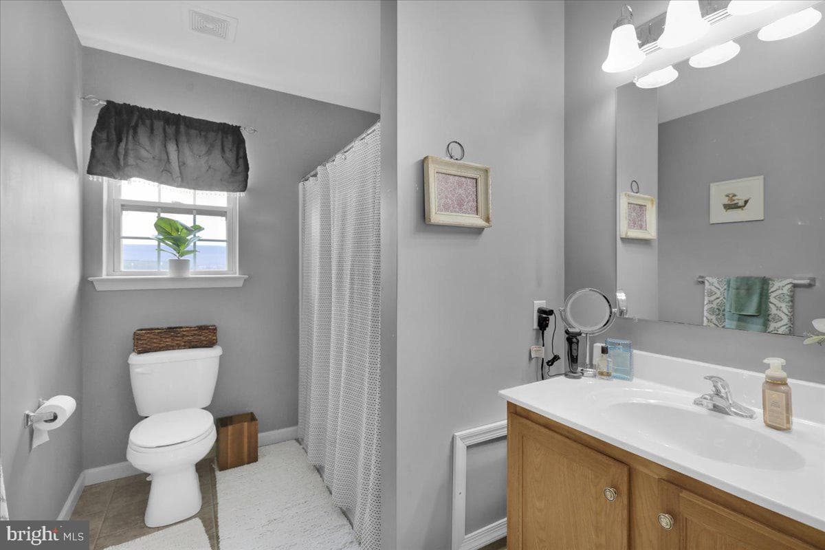 221 Oval Drive photo 27