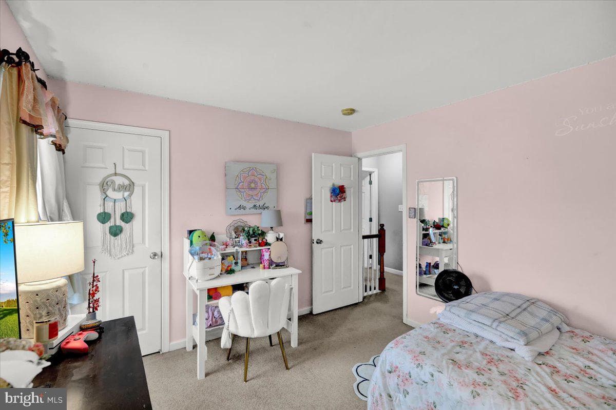 221 Oval Drive photo 34