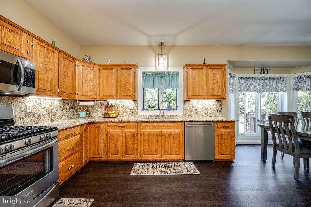 24 Sycamore Drive photo 19