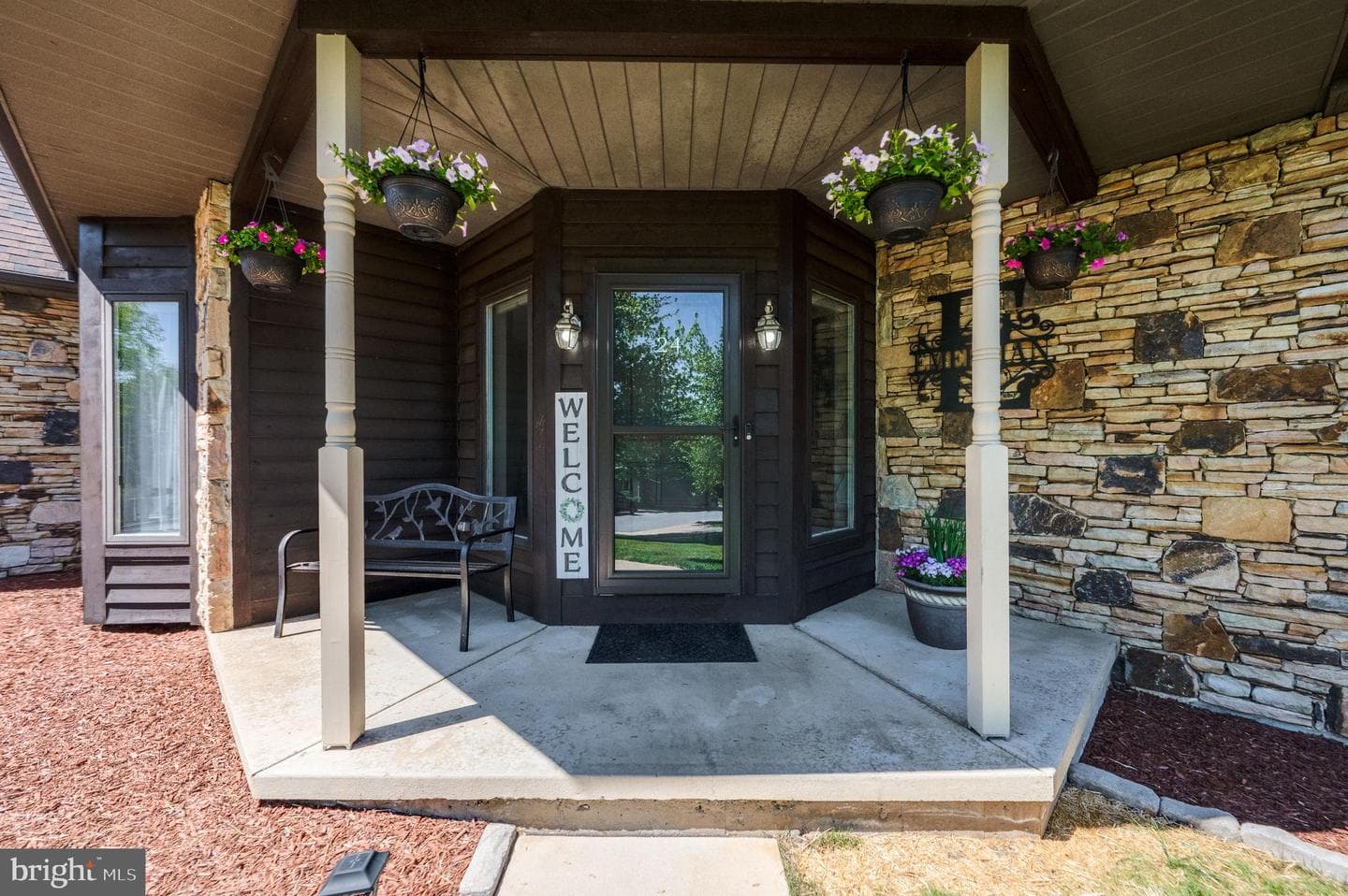 24 Sycamore Drive photo 2
