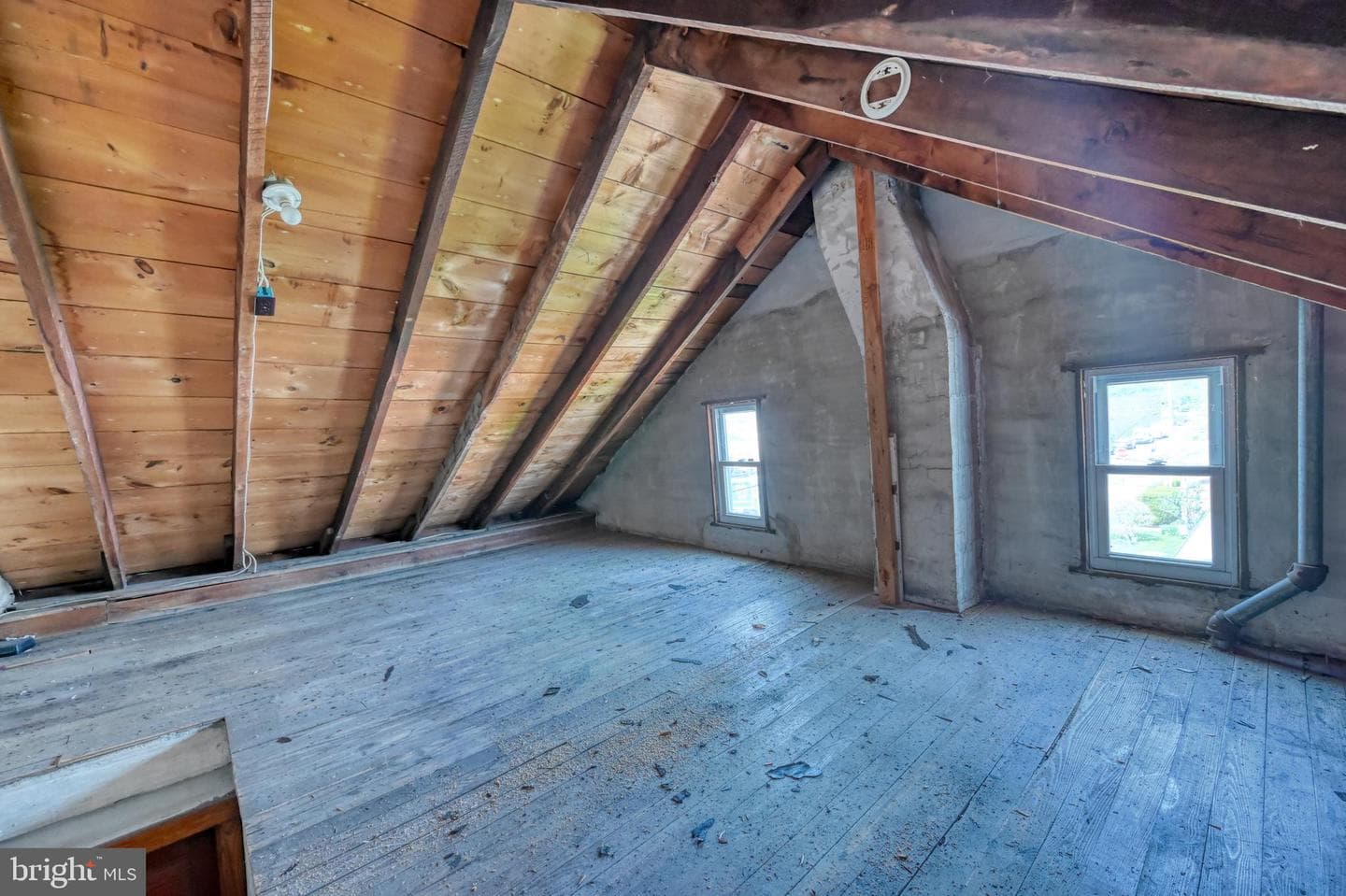 104 N Maple Street photo 14