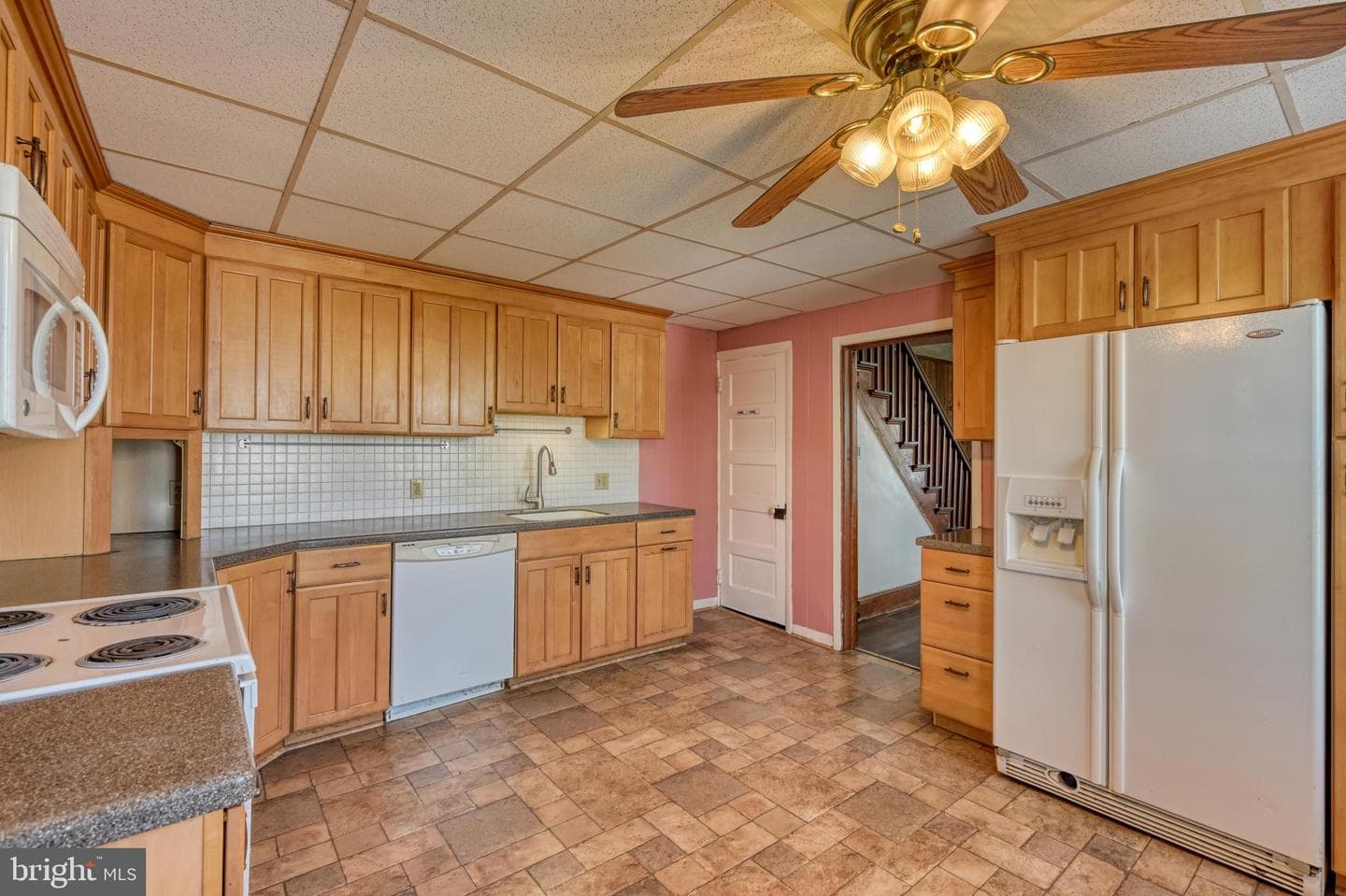 104 N Maple Street photo 6