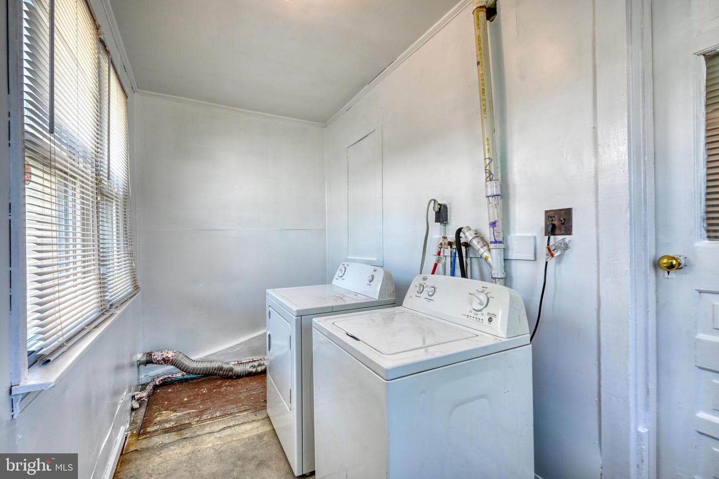 104 N Maple Street photo 8