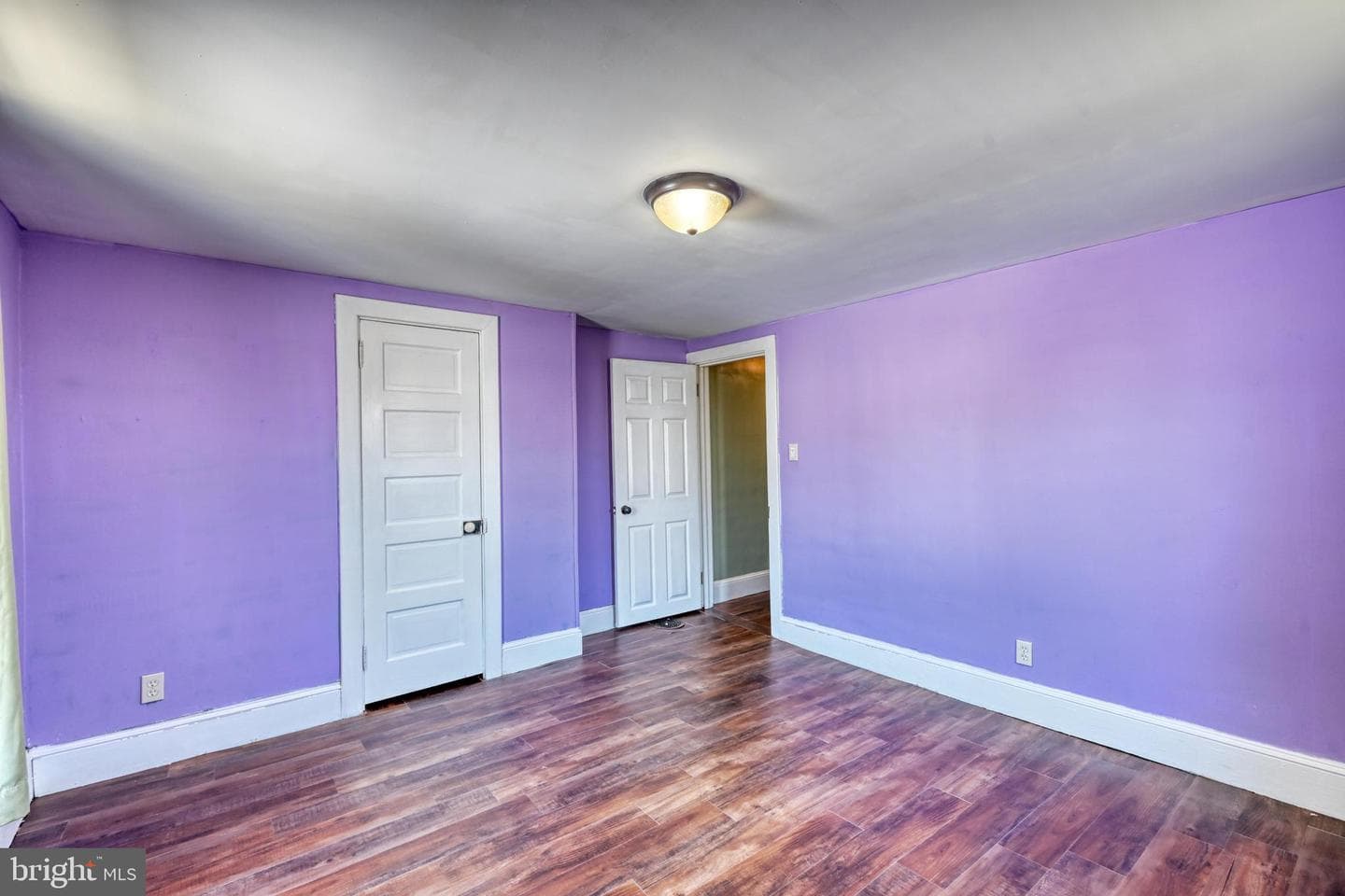 104 N Maple Street photo 9
