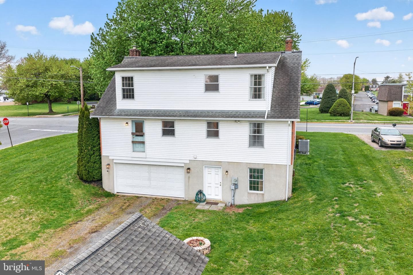 425 College Boulevard photo 16